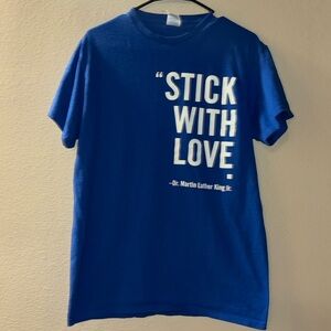 MARTIN LUTHER KING JR. - STICK WITH LOVE - Men's size M - Graphic T-Shirt